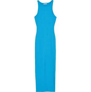 Letní šaty Bershka nebeská modř