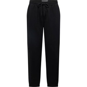 Kalhoty 'ESSENTIAL' Abercrombie & Fitch černá
